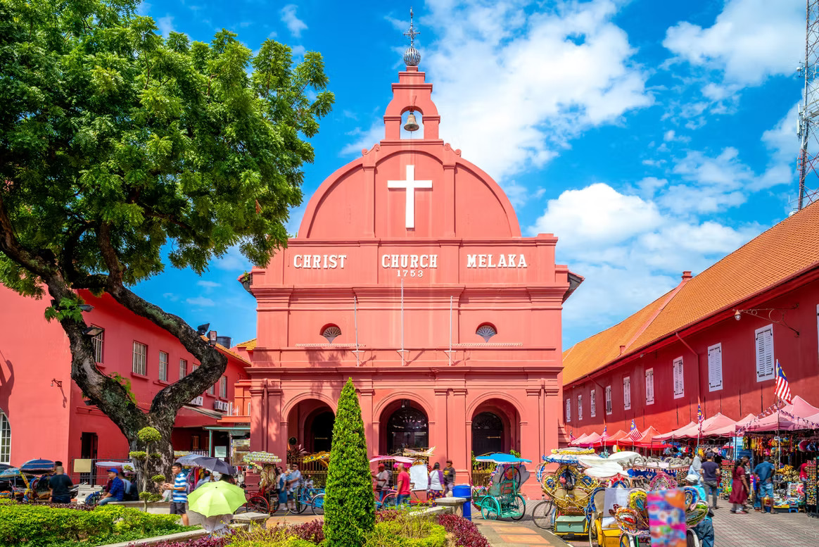 Melaka on a Shoestring: Your Ultimate Budget Guide to Dutch Square (Red Square)
